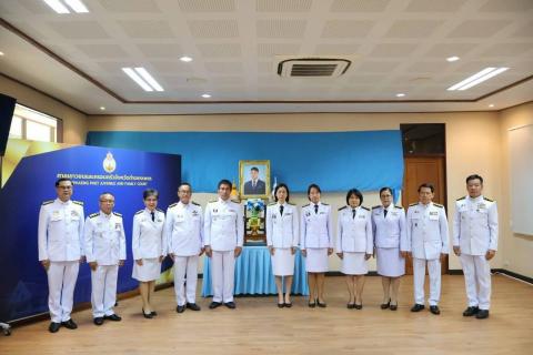 ศาลเยาวชนและครอบครัวจังหวัดกำแพงเพชร จัดพิธีลงนามถวายพระพร เนื่องในวันคล้ายวันประสูติ สมเด็จพระเจ้าลูกยาเธอ เจ้าฟ้าทีปังกรรัศมีโชติ มหาวชิโรตตมางกูร สิริวิบูลยราชกุมาร 