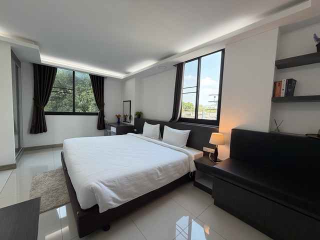 ขายอพาร์ทเมนท์ ลาดพร้าววังหิน ใกล้ BTS ภาวนา 8 ชั้น 60 ห้อง ราคา 80 ล้านบาท