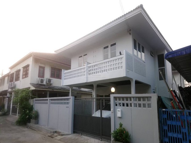 บ้าน - 2นอน 24 ตร.ว. 0 NGAN 0 ไร่ 7800000 บ. ใกล้กับ Nawamin City Avenue  BIG SURPRISE -