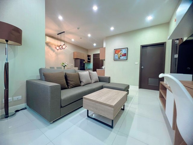 ศรีราชาคอนโด ให้เช่า เดอะสกาย ห้องสวย ตกแต่งครบ พร้อมเฟอร์ FP-C02165 