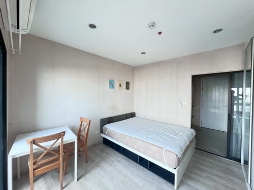 Dfa0185  ให้เช่าคอนโดplum condo central station เฟส 1  ชั้น 7 ทิศตะวันออก Tel: 0615659566