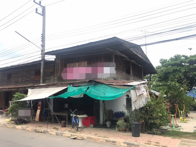ขายบ้านครึ่งตึกครึ่งไม้  อำเภอหนองฉาง  อุทัยธานี (PAP-1-0402)