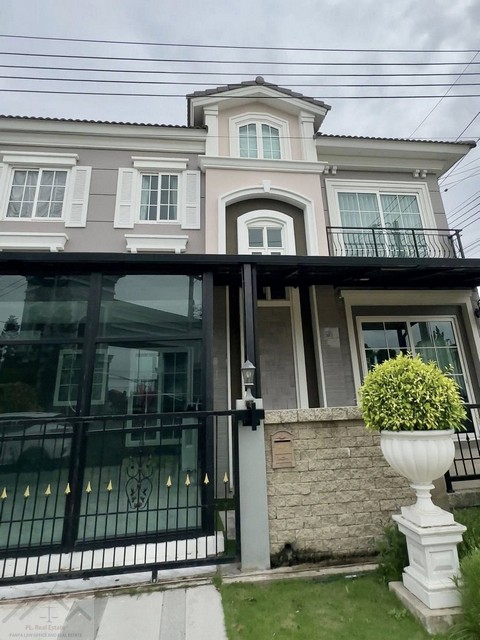 ขายบ้านเดี่ยว 2 ชั้น 2 หลังติดกันสไตล์ยุโรป 8 ห้องนอน Prestige พระราม 9-กรุงเทพกรีฑา บ้านเดี่ยวฟังก์ชันคุ้ม ใกล้รถไฟฟ้าและสนามบิน 