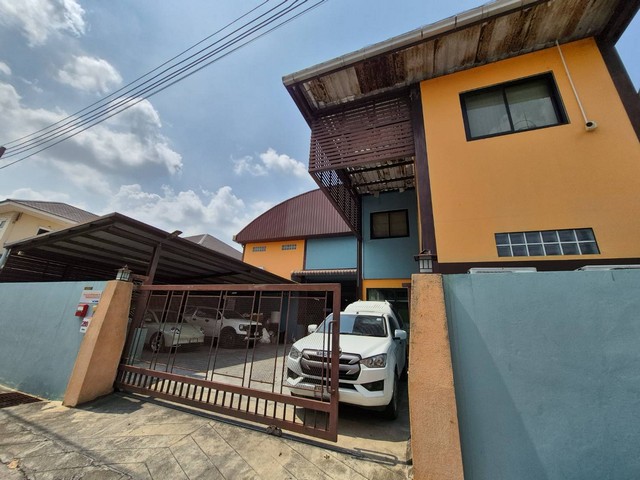 ขายโกดัง อาคารสำนักงาน เมืองปทุมธานี จังหวัดปทุมธานี ราคา 7,500,000 บาท