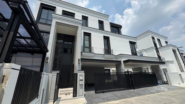 V53520 ให้เช่า บ้านเดี่ยว Malton Gates กรุงเทพกรีฑา ระดับ Luxury Wellness Residence บนถนนศรีนครินทร์-ร่มเกล้า (ถนนกรุงเทพกรีฑาตัดใหม่)