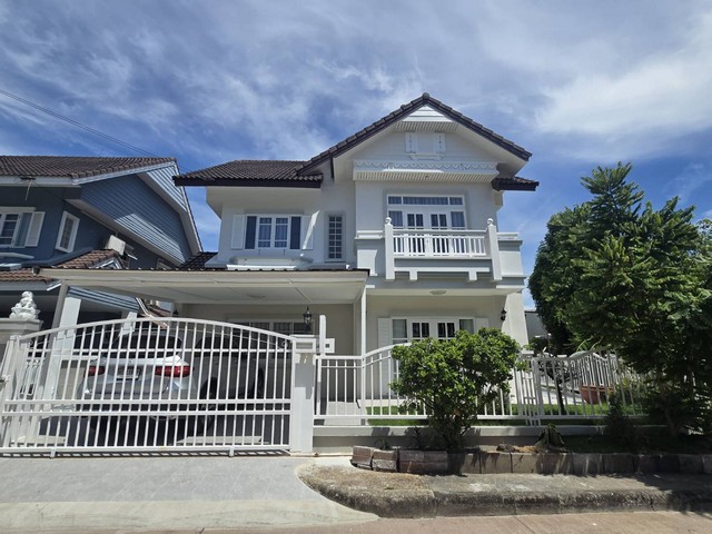 2385 ให้เช่า บ้าน พาร์คเวย์ ชาเล่ต์ รามคำแหง ชั้นทั้งหมด 2 ชั้น กรุงเทพ