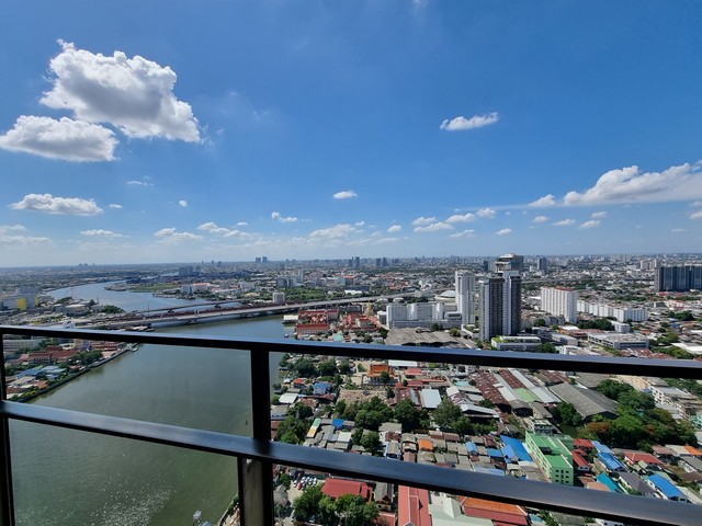 333 Riverside แต่งครบสไตล์เรียบหรู วิวโค้งแม่น้ำทิศเหนือ ชั้นสูง พร้อมสัญญาเช่า