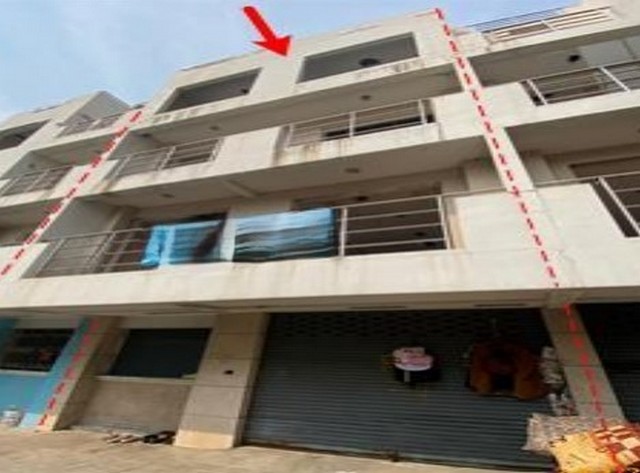 ขาย อาคารพาณิชย์ เขตบางรัก กรุงเทพมหานคร ใกล้  สถานีรถไฟฟ้าสุรศักดิ์ 750m