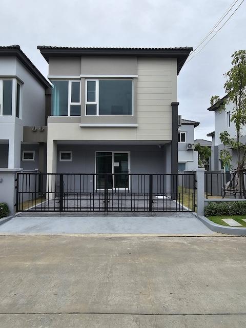HR 9876  ให้เช่าบ้านแฝด Grande Pleno Mega Bangna ใกล้เมกาบางนา บ้านใหม่ เฟอร์ครบ พร้อมอยู่