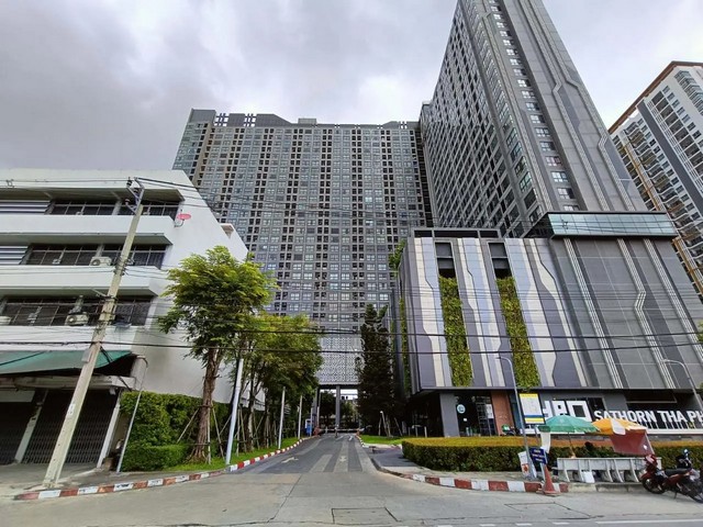  ขายคอนโด โครงการ ไอดีโอ สาทร-ท่าพระ  เขตธนบุรี  กรุงเทพฯ ห่างจาก สถานีรถไฟฟ้าตลาดพลู เพียง 0.70 กม.