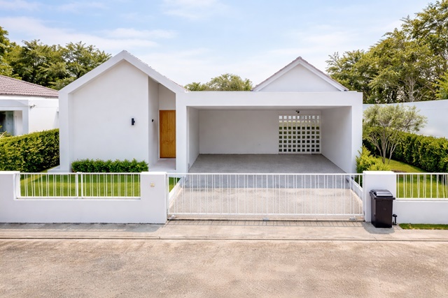 ใกล้ ตลาดชุมชน 800 ม. สองคอน แก่งคอย จังหวัดสระบุรี  วัดพระพุทธบาทน้อย 900 ม.  บ้านเดี่ยว 3นอน 3 น้ำ 