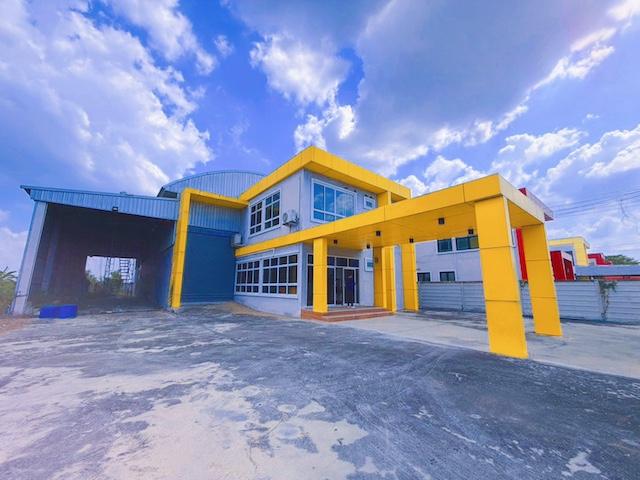 BS 404 ขายโรงงานพร้อมออฟฟิศ 2 ชั้น พื้นที่ 2 ไร่  บางเลน นครปฐม  รองรับการผลิตอาหารและเครื่องสำอาง มาตรฐาน อย.
