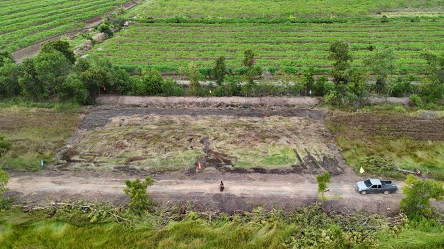 ที่ดิน - ขนาดเท่ากับ 100 sq.wa 280000 thb ไม่ไกลจาก เซเว่น คลองรพีพัฒน์ โครตถูก ปทุมธานี   