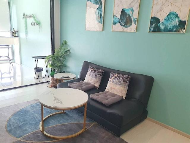 Rhythm Sukhumvit 42 Safe Convenient 10th Floor BTS Ekkamai