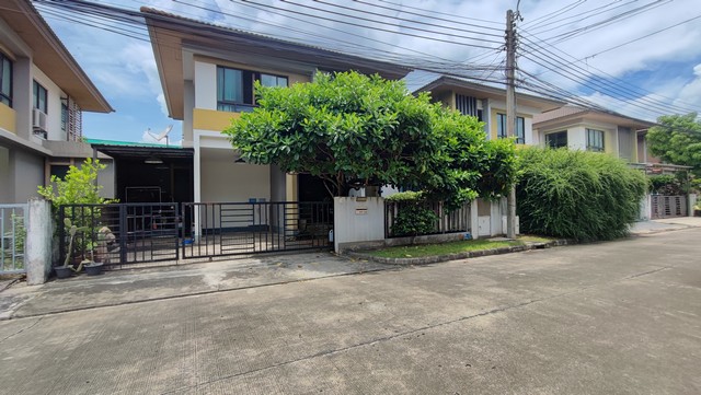 บ้านพร้อมพัฒน์ ไพร์ม รามอินทรา Prompat Prime Ramintra 49 ตรว สวนสวยหน้าและหลังบ้าน