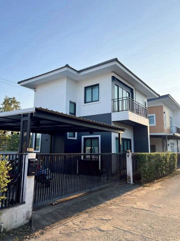 ขาย 2.99 ล้าน 35 ตรว. บ้านเดี่ยว 2 ชั้น บ้านสวยพร้อมอยู่ ใจกลางเมืองเชียงใหม่ #เฟอร์นิเจอร์ครบ #หิ้วกระเป๋าเข้าอยู่ได้ทันที