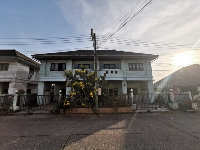 ขายบ้านแฝด  หมู่บ้านโชคดี มาบข่า  ถนนสุขุมวิท-ปลวกแดง ระยอง
