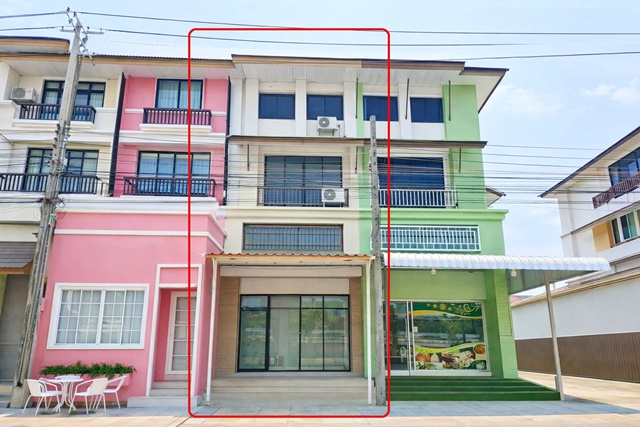  เมกา บางนา 3 กม.สนามบินสุวรรณภูมิ1 กม. กิ่งแก้ว8-16  อาคารพาณิชย์เช่า ราชาเทวะ 3นอน 3น้ำ 19 ตารางวา 266ตารางเมตร  ตลาดกิ่งแก้ว