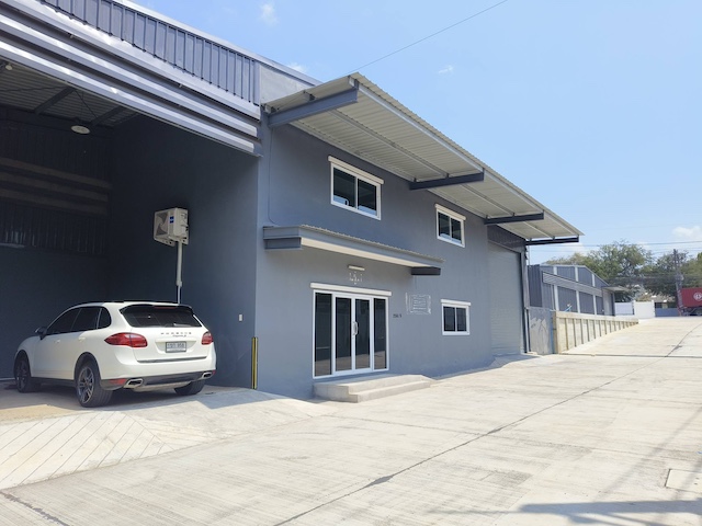 BST1055 ให้เช่าโรงงานพร้อมออฟฟิศ 2 ชั้น ศรีราชา ใกล้นิคมสหพัฒน์ และ Laem Chabang Port ทำเล EEC