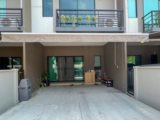 ให้เช่าทาวโฮม บ้านกลางเมืองพหลฯ- รามอินทราใกล้ Central ลาดพร้าว, Major รัชโยธิน, Central EastVilleติดถนนเทพรักษ์ใกล้รถไฟฟ้า BTS สายหยุด 