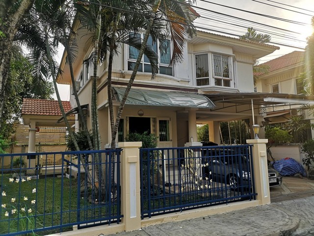 ให้เช่าบ้านเดี่ยว  3 ห้องนอน  3 ห้องน้ำ หมู่บ้าน เพอร์เฟค พาร์ค (รามคำแหง-สุวรรณภูมิ) ซอยเคหะร่มเกล้า 64  