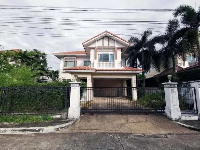  ขายบ้านเดี่ยว โครงการ มณีรินทร์ เลคแอนด์พาร์ค ราชพฤกษ์-ติวานนท์  เมืองปทุมธานี  ห่าางจาก โรบินสัน ไลฟ์สไตล์ ราชพฤกษ์ 8.20 กม.