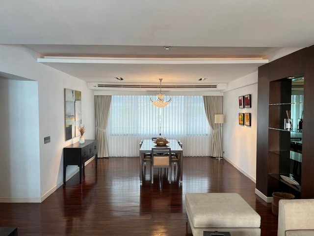 Condo For Rent "Icon 2" -- 2 Bedrooms 140 Sq.m. 35,000 Baht -- Convenient travel, Easy connection to the city and Pet Friendly!