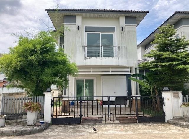 ขายบ้าน 2 ชั้นหมู่บ้าน วรรณ ถนน นครศรีฯ-ชายทะเล(4102) ต.ท่าซัก อ.เมืองนครศรีธรรมราช จ.นครศรีธรรมราช