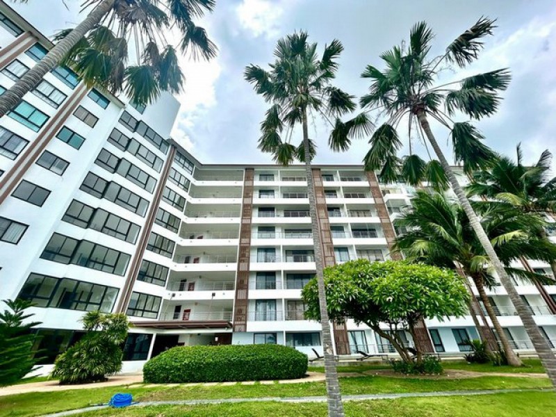 คอนโดให้เช่าศรีราชา Golden Coast ติดทะเล ห้องใหญ่ เฟอร์ครบ พร้อมอยู่ TP-C2370