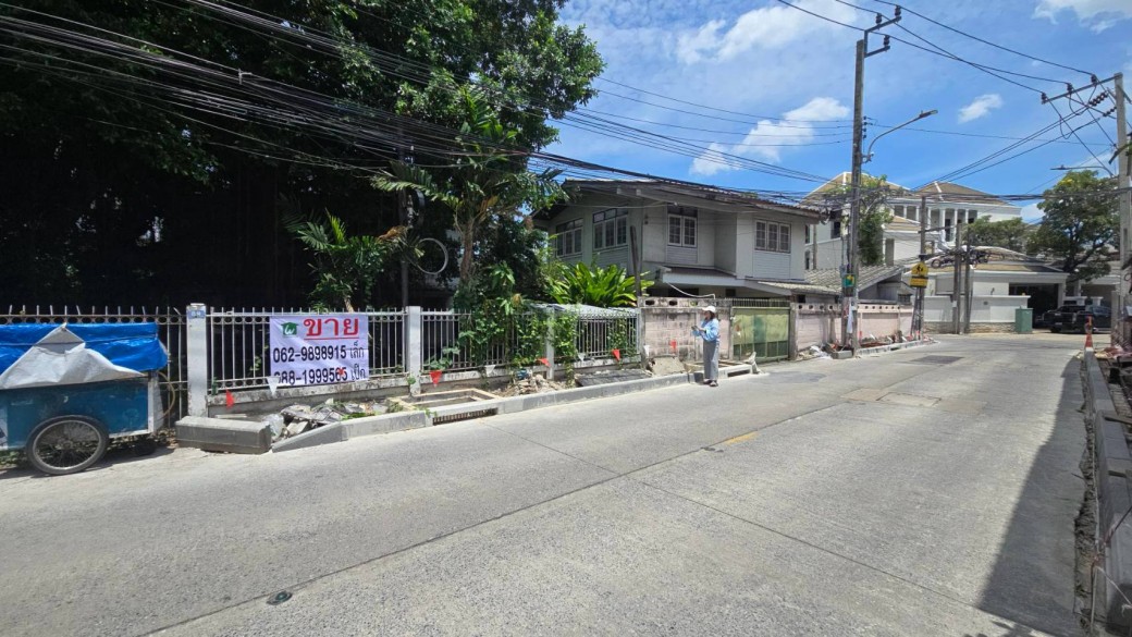 Prime Location ใจกลางเมือง ย่านอารีย์–พหลโยธิน โอกาสครอบครองที่ดินหายากในทำเลศักยภาพ เหมาะสำหรับการลงทุนและพัฒนาโครงการระดับพรีเมียม