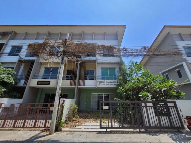  ขายทาวน์เฮ้าส์ โครงการ เทมโปทาวน์ รัตนาธิเบศร์-ไทรม้า  เมืองนนทบุรี  ห่างจาก เซ็นทรัล รัตนาธิเบศร์ เพียง  5.10 กม.