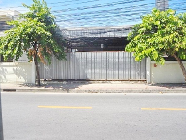 เซ็นทรัล พระราม3 ให้เช่าที่ดิน โชว์รูม ร้านอาหาร 212ตรม. Homeproพระราม3 700ม. โรงเรือนโครงสังกะสี  สะพานแขวน สะพานพระราม 9 1.5 กม. 53ตร.วา. 