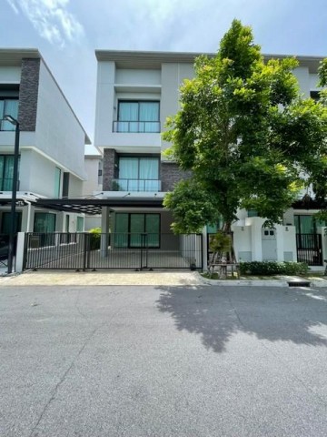 ให้เช่าบ้านเดี่ยว3ชั้น 241ตร.ม..4นอนย่านสุคนธสวัสดิ์โชคชัย4โครงการบ้านกลางเมืองคลาสเซ่เอกมัย-รามอินทรา 
