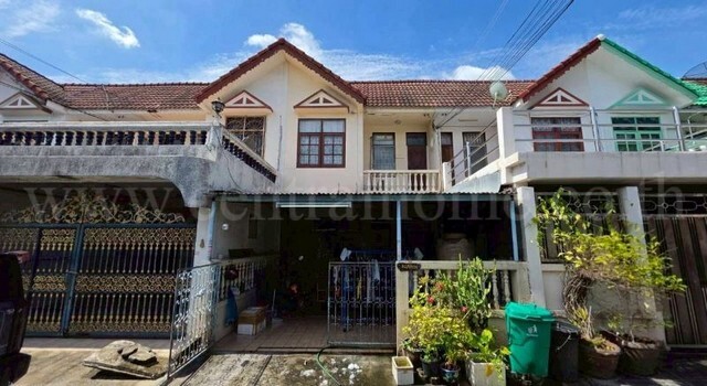 ทาวน์เฮ้าส์ 2 ชั้น 21.2 ตร.วา ซอยวิภาวดีรังสิต 37 แยก 2 บ้านตามสภาพ ทำเลดี ราคาถูก