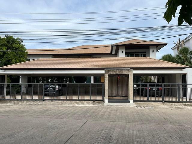 ขายบ้านเดี่ยว 2 ชั้น 259 ตร.ว. หมู่บ้านไพรเวท เนอวาน่า ลาดพร้าว ตรงข้ามเดอะคริสตัล