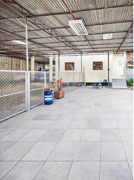 หมู่บ้านนักกีฬาแหลมทอง 300ม. ทับช้าง สะพานสูง 7-11 BIG-C บ้านแฝด 1-2นอน 1-2น้ำ  38-75 ตรว.  150-300 ตรม.