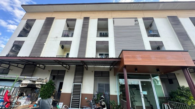ขายหอพัก ทำเลดี ใจกลางเมืองอุดรธานี อาคารสูง 3 ชั้น  ซอยดอนอุดม ตำบลบ้านจั่น อำเภอเมืองอุดรธานี จังหวัดอุดรธานี