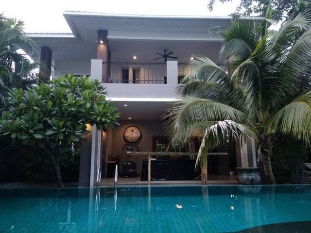 บ้าน​ 2​ หลัง​ติดกัน​พร้อมสระว่ายน้ำ​ #​โซน​หางดง​ #​หนอง​ควาย​ #ใกล้​พืชสวน​โลก