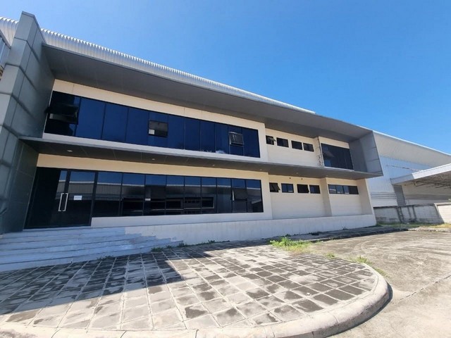 ให้เช่าโรงงาน&คลังสินค้าขนาดใหญ่  บางปะกงมอเตอร์เวย์  กม 43 เขต ประกอบการทั่วไป  พื้นที่สีม่วง (ขอ รง.4 ได้)