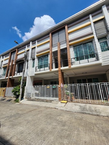  ขาย ทาวน์เฮ้าส์ 2 ชั้น โครงการหมู่บ้าน RK PARK รามอินทรา-รามคำแหง คลองสามวา กรุงเทพ 