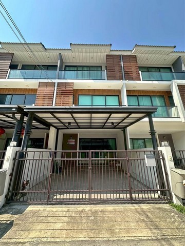  ให้เช่าทาวโฮมเชื่อมถนนบางนา-ตราด ,วงแหวนรอบนอก และ ถนนอ่อนนุช-ลาดกระบัง ซอยกิ่งแก้ว 25/1ติดถนน   ศุภาลัย เออร์บานา บางนา-วงแหวนเดินทางสะดวก