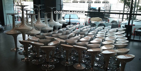 ให้เช่า เก้าอี้สตูลบาร์ไฟเบอร์   โต๊ะสตูลบาร์ไฟเบอร์ สีขาว-ดำ 0866998598 Chotiwatservice