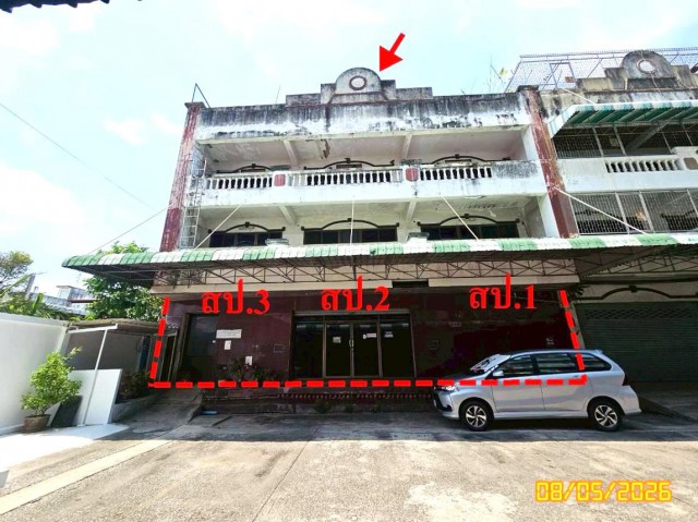 ขาย	อาคารพาณิชย์ 3 ชั้น มีดาดฟ้า จำนวน 3 คูหา จอมทอง กรุงเทพ