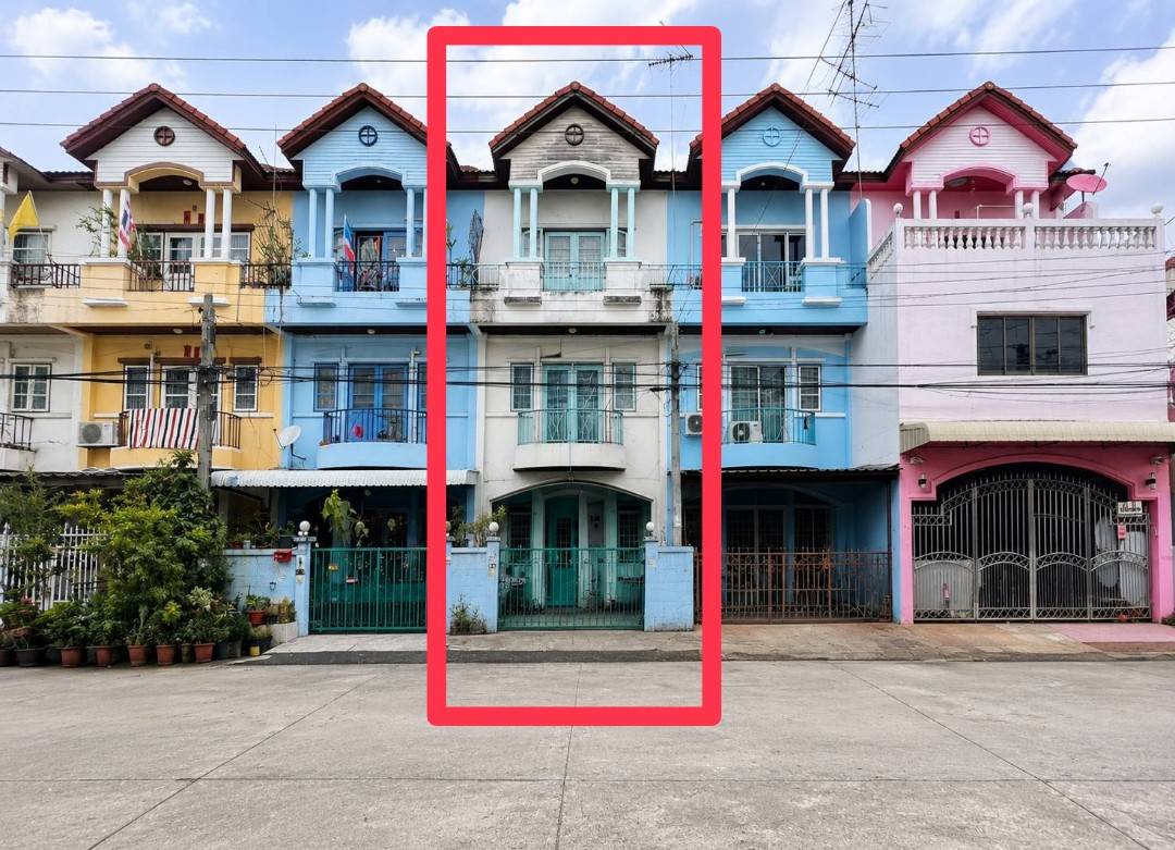 หมู่บ้านร่มไทร  ซอยกำนันแม้น 7 แยก 1 ถนนกัลปพฤกษ์  บางบอน กรุงเทพ ราคาพิเศษ ทำเลศักยภาพ แหล่งชุมชน ราคาต่ำกว่าประเมิน