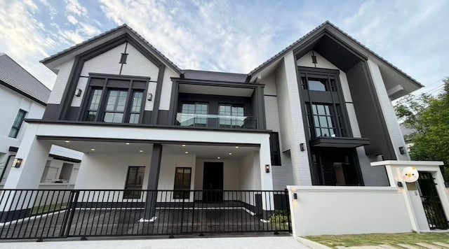 BH4264 ให้เช่าบ้านเดี่ยว The City 2 Bangna บ้านหรู 6 ห้องนอน 580 ตร.ม. ใกล้ Mega Bangna และโรงเรียนนานาชาติ