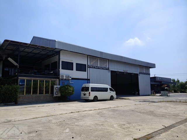 ให้เช่าโกดัง พร้อมสำนักงาน 575 ตรม. ถนนพัฒนาชนบท 4 ลาดกระบัง ใกล้มอเตอร์เวย์ ใกล้สุวรรณภูมิ