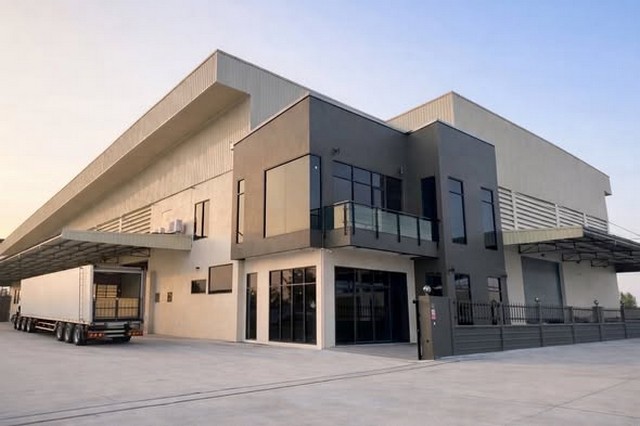 ให้เช่าโรงงานพื้นที่ สีเขียว  สามารถขอ รง.4 ประเภทเกษตรและอาหารแปรรูป ได้    มี 2 ขนาด  แคราย สมุทรสาคร-ใกล้ ถ.เอกชัย- ใกล้ ถ.เพชรเกษม 