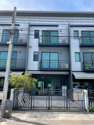BH4286 ให้เช่าทาวน์โฮม 3 ชั้น บ้านกลางเมือง พระราม 9 อ่อนนุช เลี้ยงสัตว์ได้