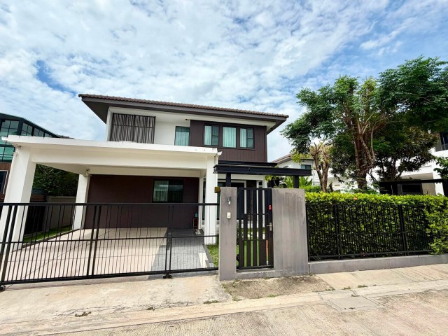ให้เช่า #บ้านเดี่ยว หมู่บ้านมัณฑนา บางนา กม.7 ซอยราชวินิตบางแก้ว #ใกล้เมกาบางนา 095-164-2956 ZZ