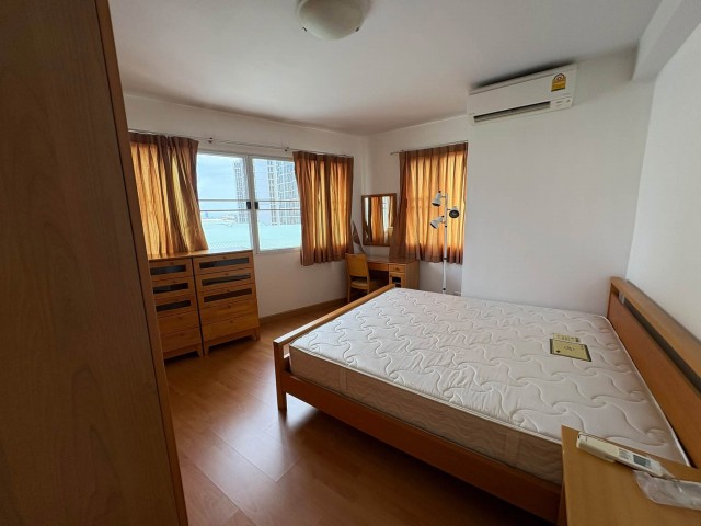City Home Sukhumvit spacious clean 9th floor BTS Udomsuk
